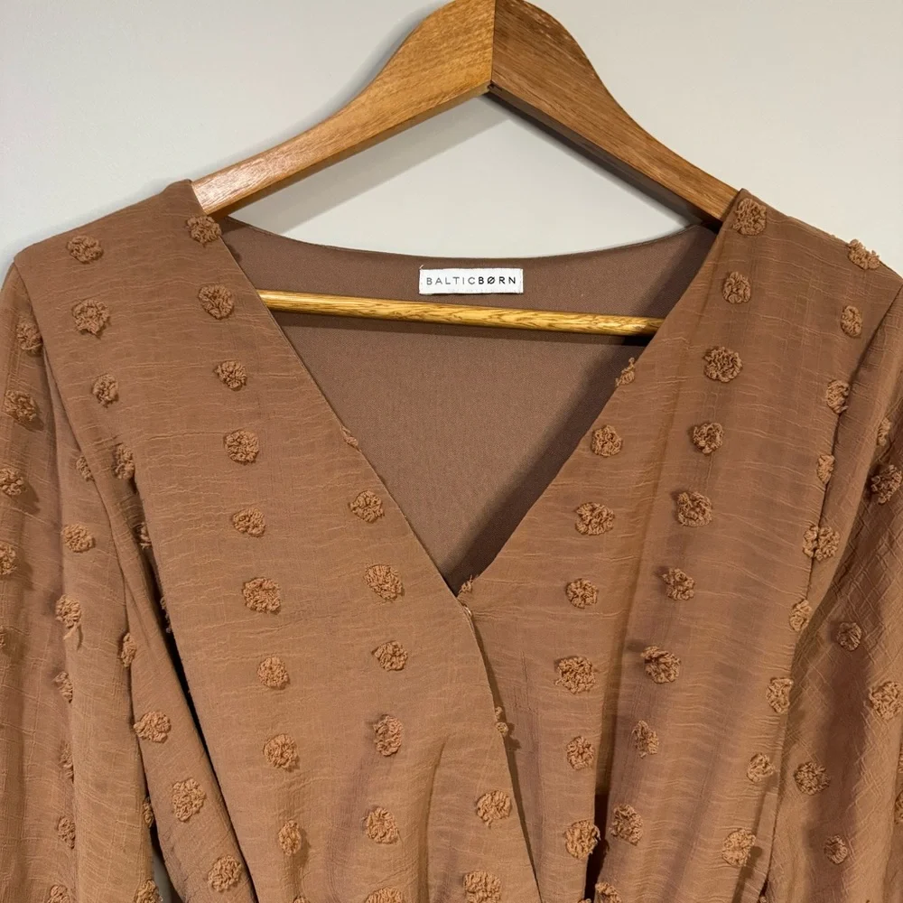 Baltic Born Camel Brown Textured Long Sleeve Wrap Midi Dress - Picture 4 of 12